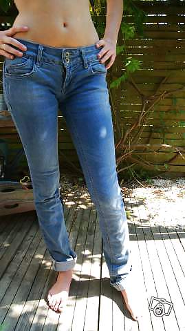 Jeans cameltoes
 #7635394