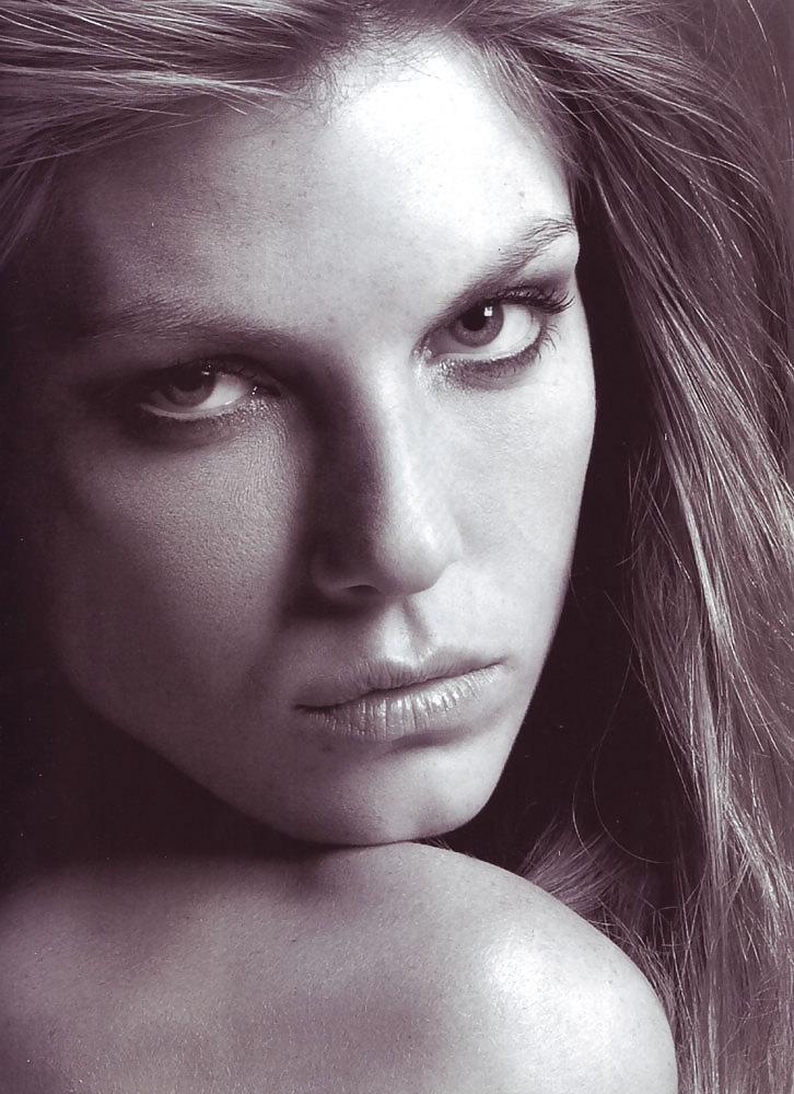 Angela Lindvall ! #8426606