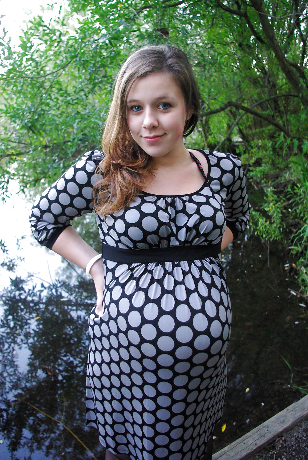 Teenage Pregnancy (02) - 23.11.11 #8304413