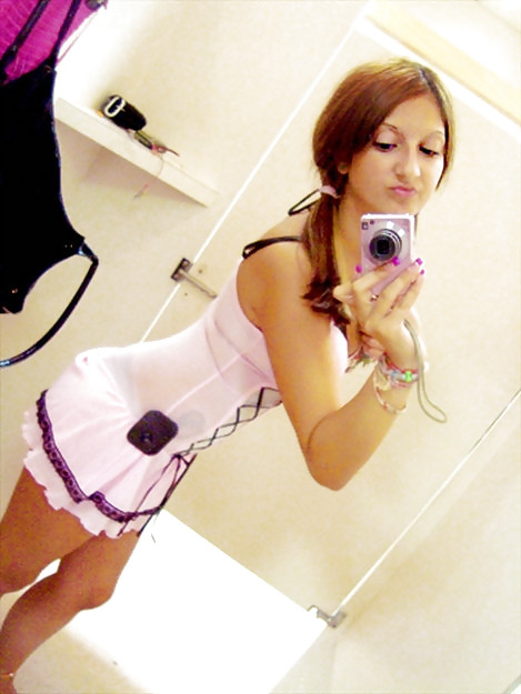 SmutDates.com Username 'DoraDances' #8249677