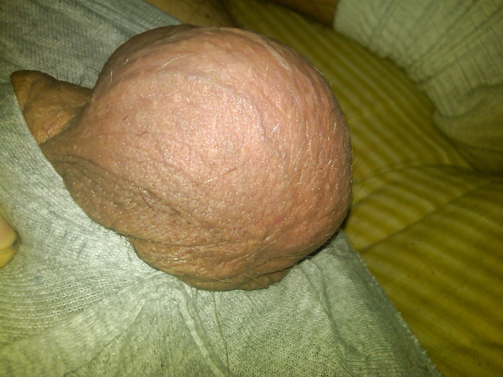 Checking out my buddys huge balls. In HD! #15532606