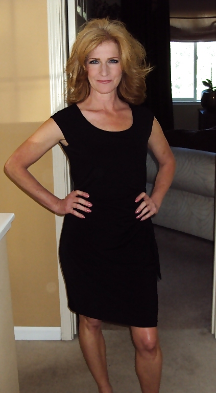 Elegant Mamas #17422536