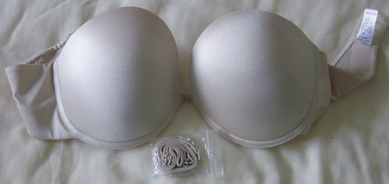 Used D Cups #10543070