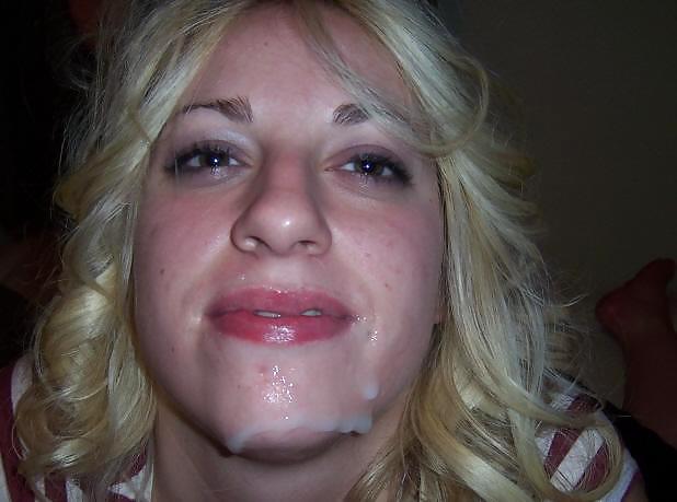 SIE LIEBT SCHWANZ UND SPERMA #7711541