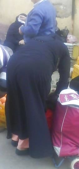 Horny Hijabs Arab Et Niqabs Sluts #22022578
