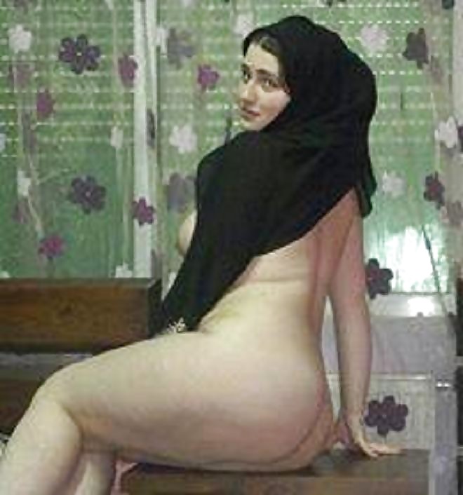 Horny Hijabs Arab Et Niqabs Sluts #22022700