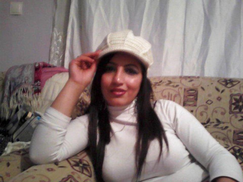 Arab turkish milf: Leila #14528913