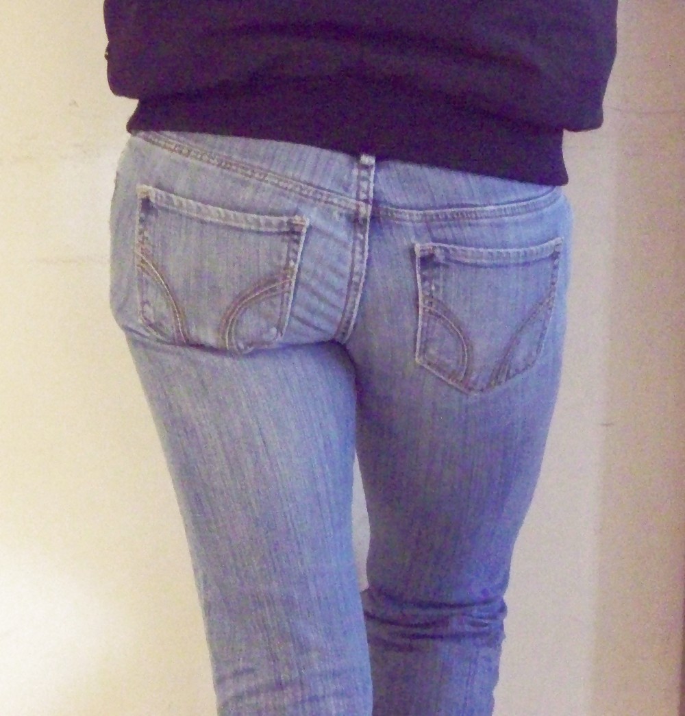 Tremendous Ass in Blue Denims  #9980514