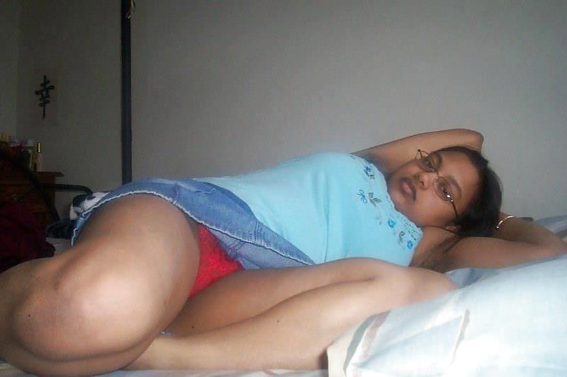 Mujer (amiguitas 56)
 #13829358