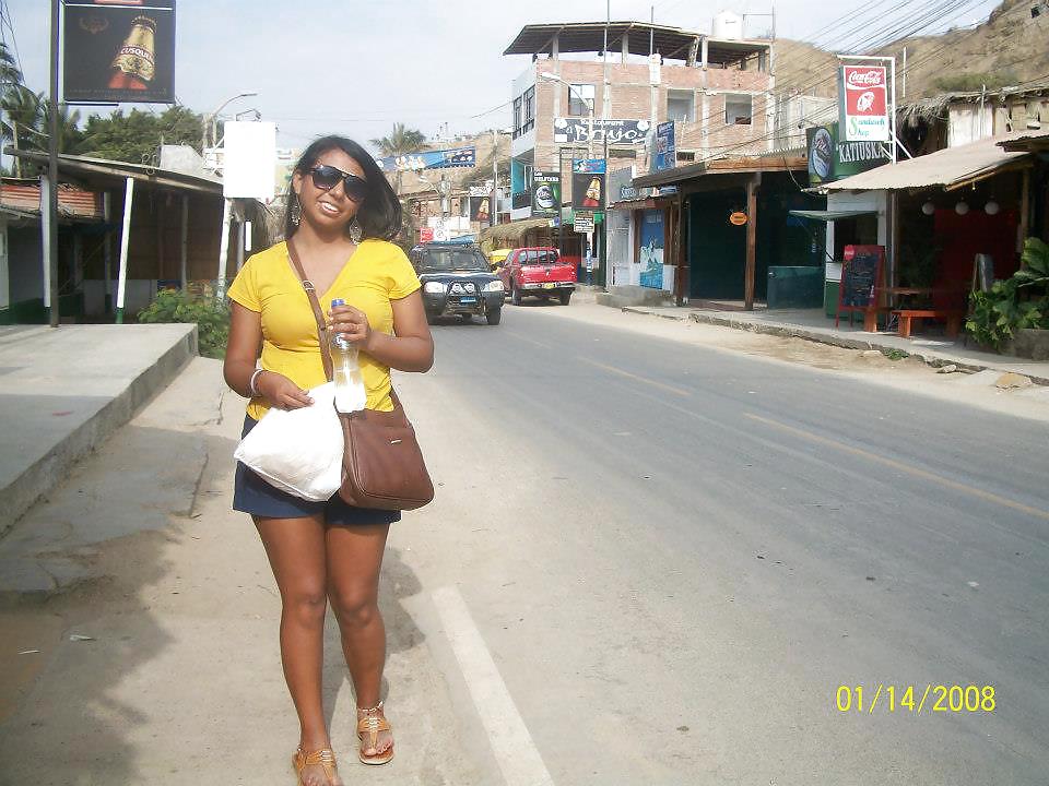 Mujer (amiguitas 56)
 #13829391