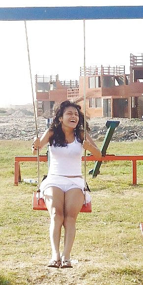 Mujer (amiguitas 56)
 #13829456