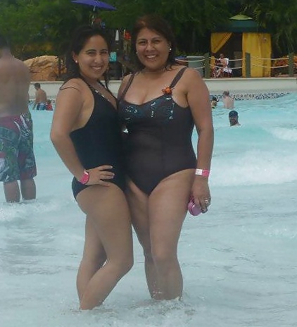 Mujer (amiguitas 56)
 #13829495