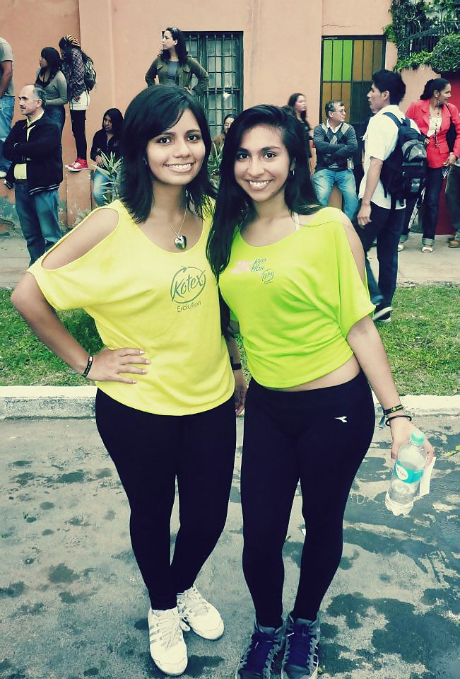 Mujer (amiguitas 56)
 #13829505