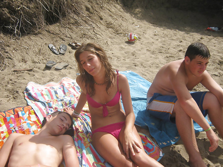 HORNY BEACH TEENS AND SLUTS 02 - DIRTY COMMENTS PLS #11640434