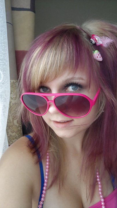Facebook: Niedliche Blonde Teen Karolina #7497506