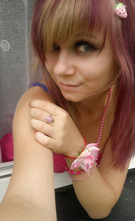 Facebook: Niedliche Blonde Teen Karolina #7497586