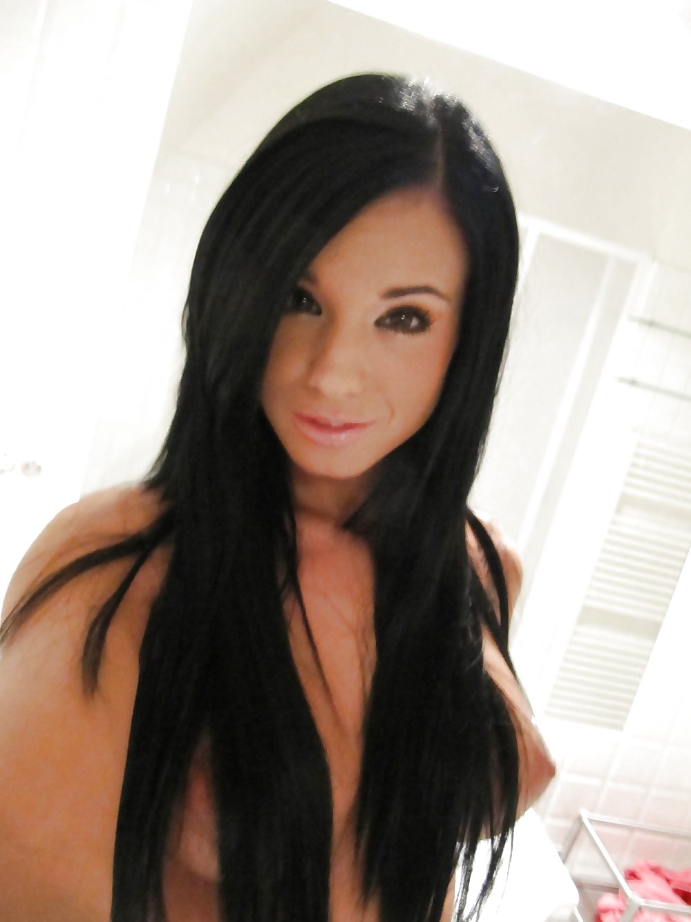 Sexy babe toma caliente selfshots
 #18895396