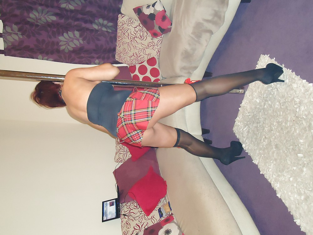 パイズリの女の子
 #21142402