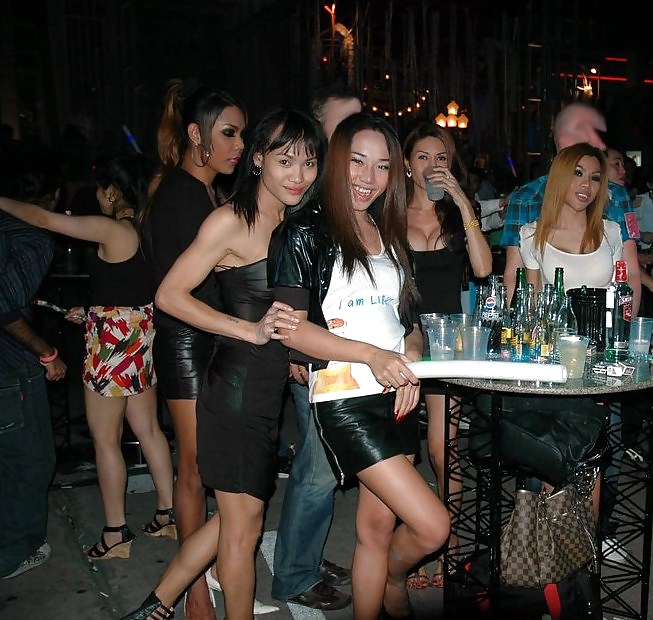 Il miglior bar di bangkok.....cc
 #4065514