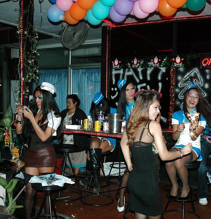 Il miglior bar di bangkok.....cc
 #4065541