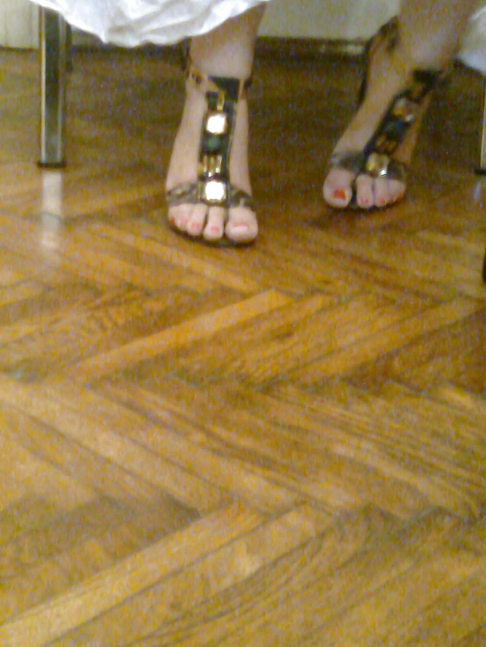 11 15 pies cándidos nr.1
 #21968605