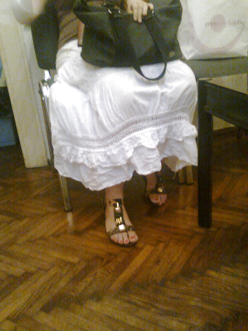 11 15 pies cándidos nr.1
 #21968619