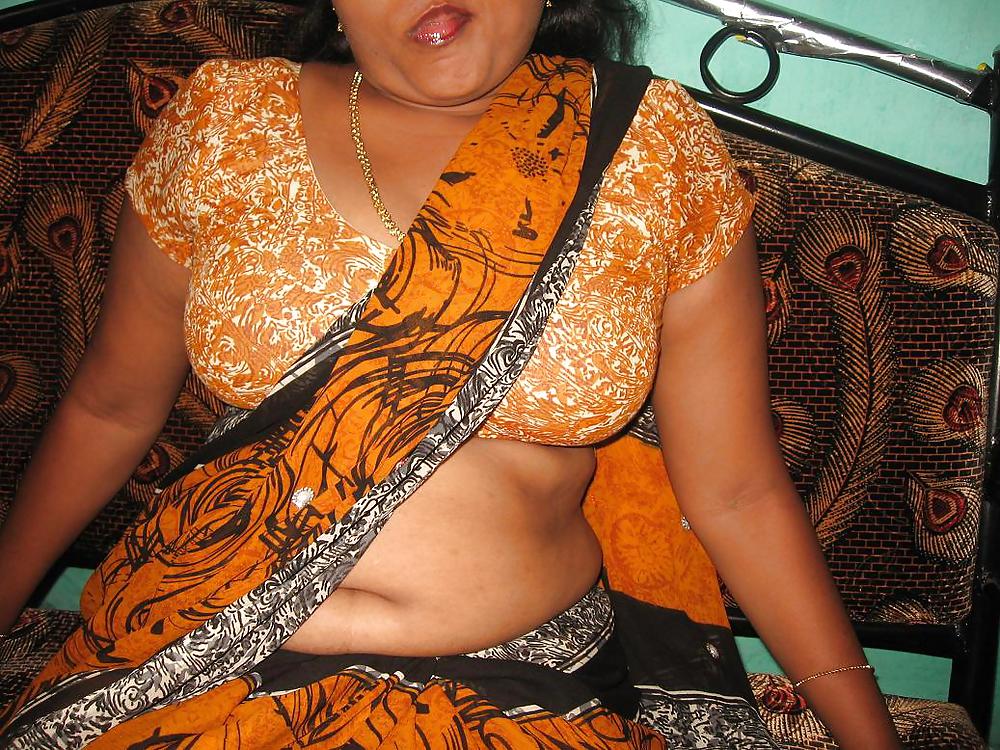 Indian wife SAREE STRIP and TEASE #22073291