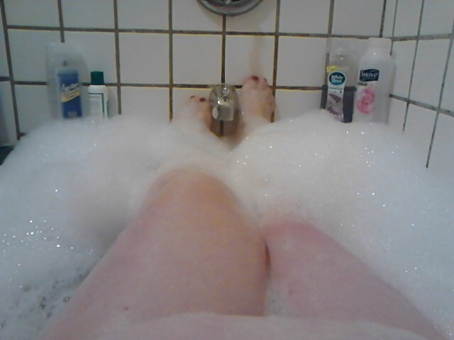 Dirty Me taking a bubble bathtub