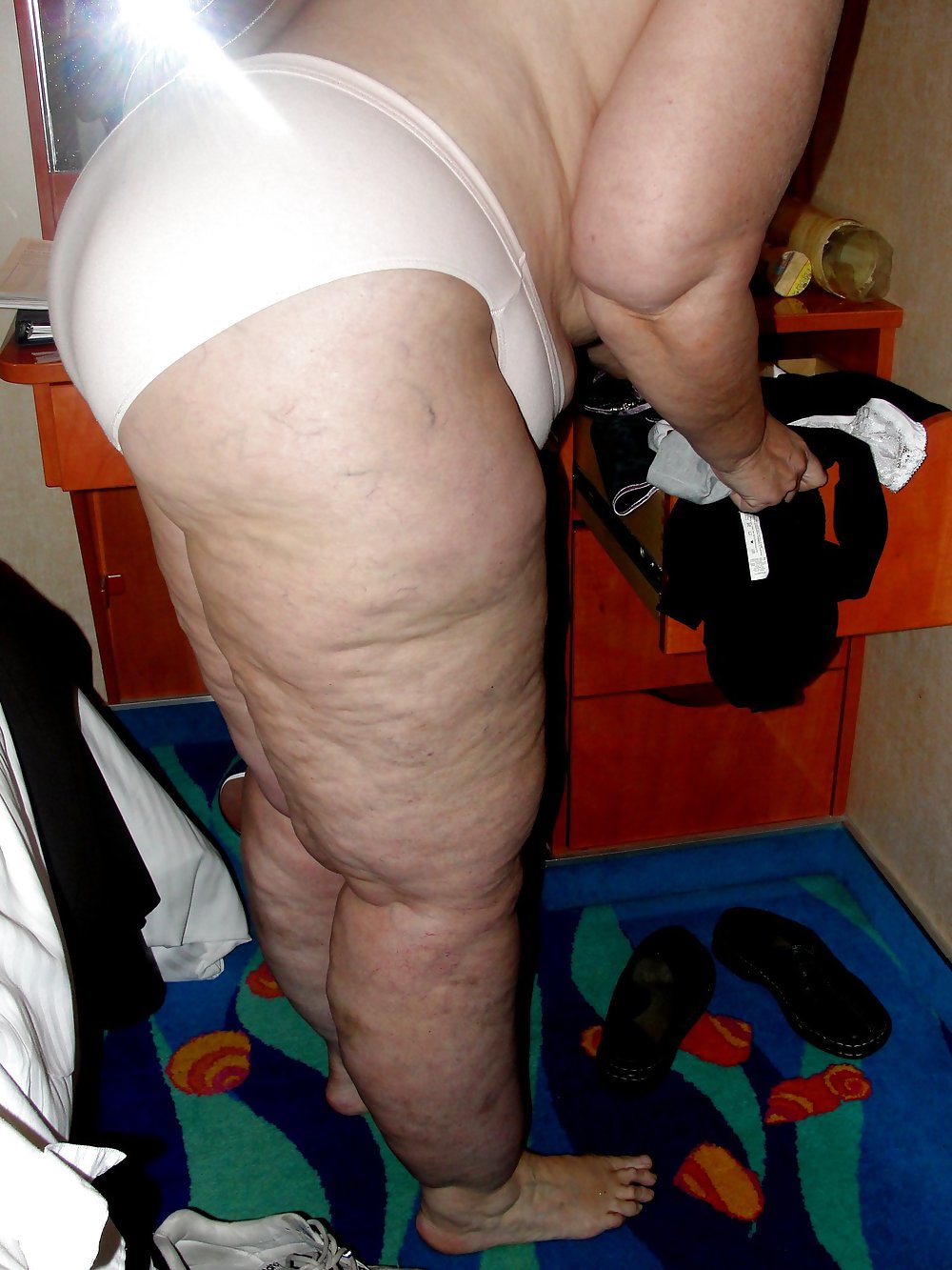 Big butts please repost! #6839409
