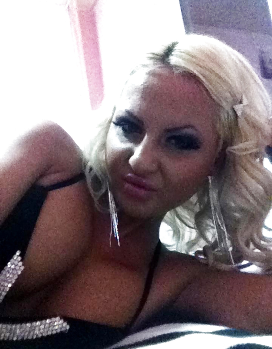 Romanian Slut Roxana #20377424