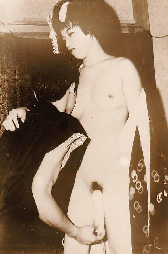 Vintage porno arte 3 - varios artistas c. 1850 - 1920
 #6251123