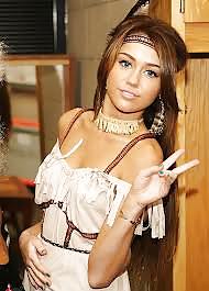 Wenig Fuckslut Miley Braucht Hatefucking #17740057