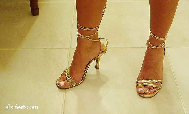 Pretty latina toes by xxxme
 #1546705