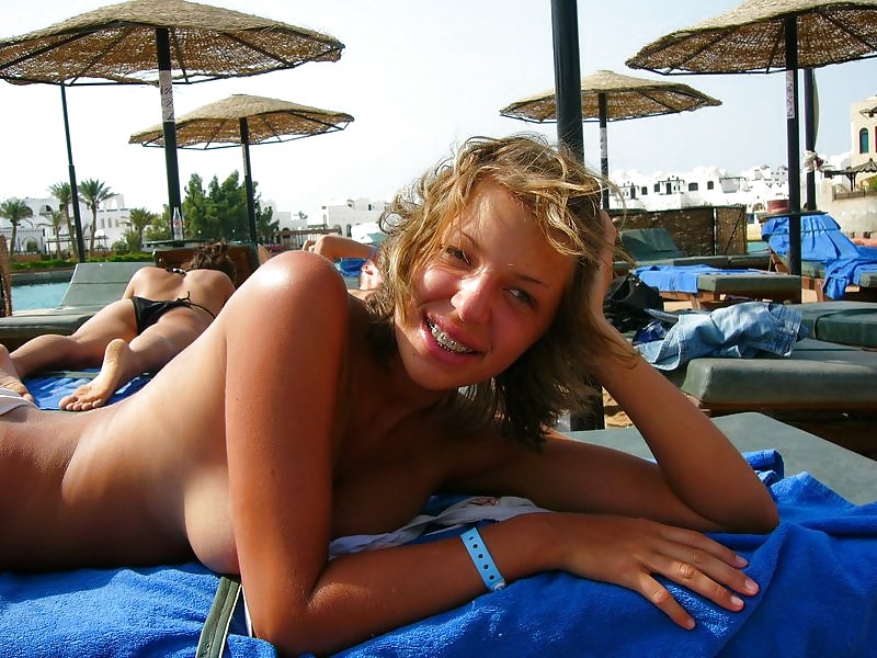 Jeunes salopes 2 #9564835