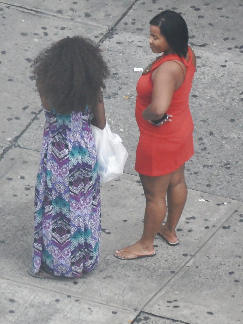 Harlem Girls in the Heat 296 New York Thicker than a Snicker