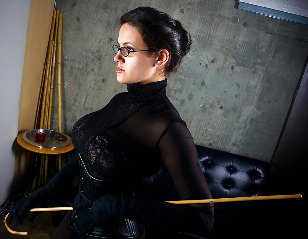 The dommes75
 #14592948