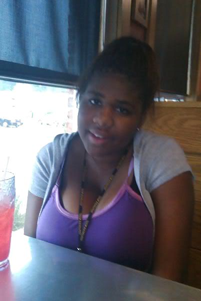 Teen Cleavage Combine #9674661