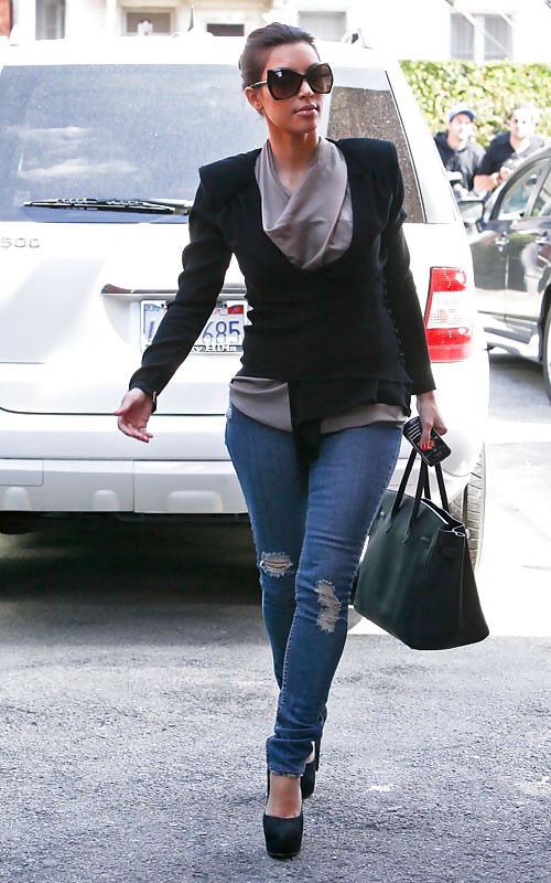 Kim Kardashian in jeans out in Beverly Hills candids #3904159