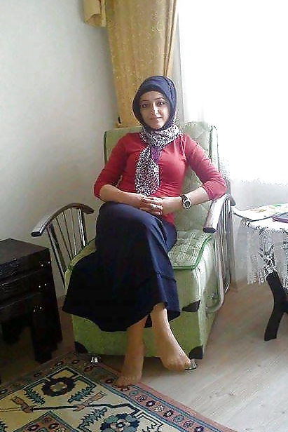 Türkisch, Hijab, Fersen #22177247