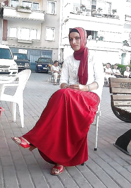 Turco, hijab, tacones
 #22177271