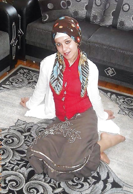 Türkisch, Hijab, Fersen #22177353