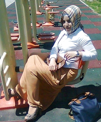Türkisch, Hijab, Fersen #22177592