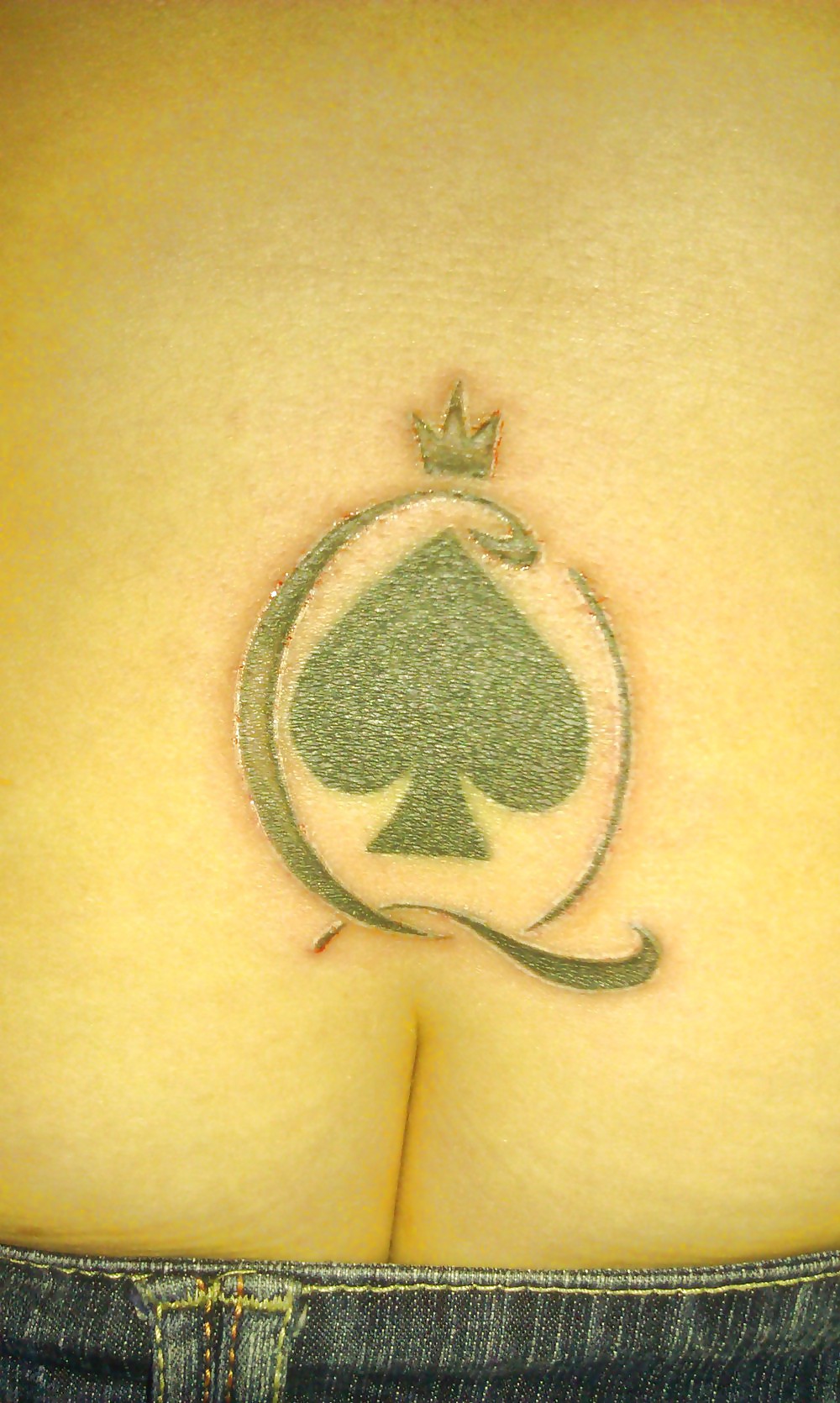 Tatoo & Piercing #19721062