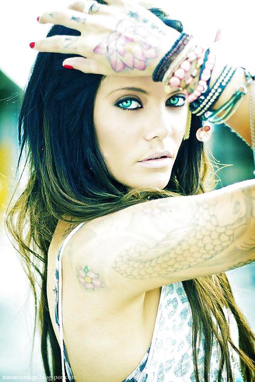 Tatoo y piercing
 #19721934
