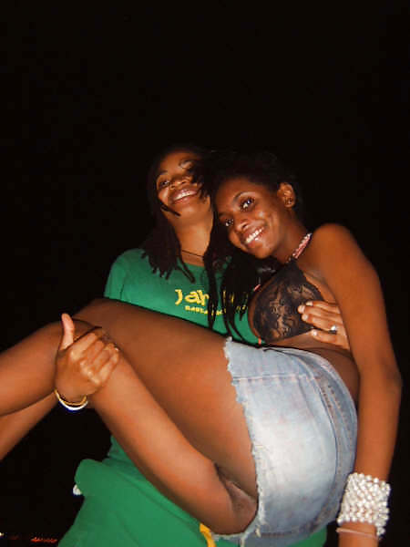 Jamaican LEsbos #9413323