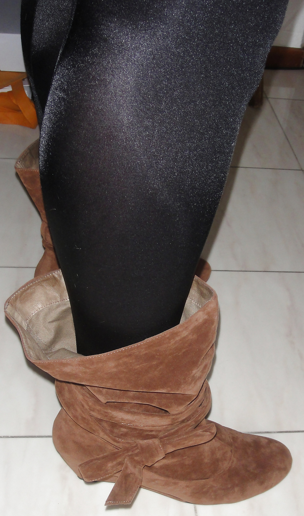 Collants Nouvelle, De Nouvelles Chaussures Et Un Nouveau Jouet #7153135