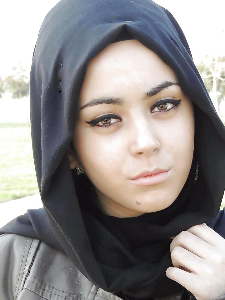 Turbanli hijab árabe, turco, asiático desnudo - no desnudo 08
 #17869538