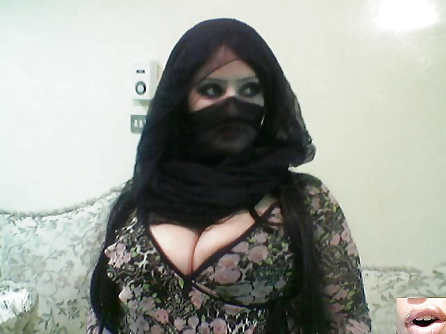 Turbanli hijab árabe, turco, asiático desnudo - no desnudo 08
 #17869611