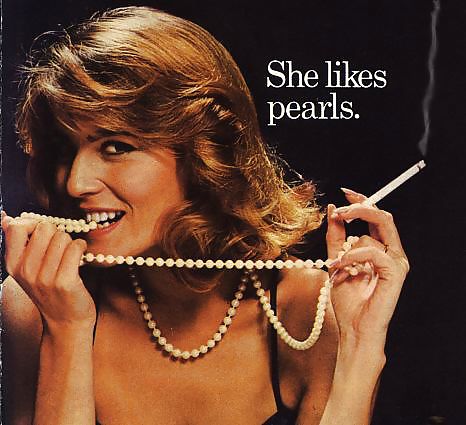 Anuncios de cigarrillos retro sexy
 #19704142