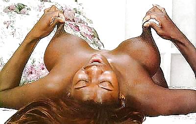 Lay abet, Lay Down - Beautiflu Ladies people with GREAT TITS! #9998514